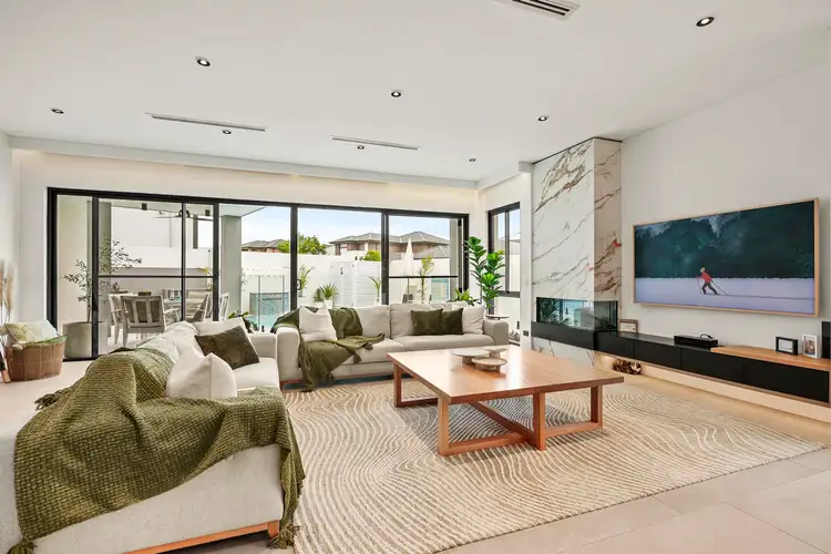 29 Wollahan Avenue, Denham Court NSW 2565