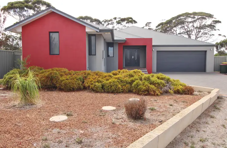 Fifth view of Homely house listing, 10 Marks Court, Wagin WA 6315