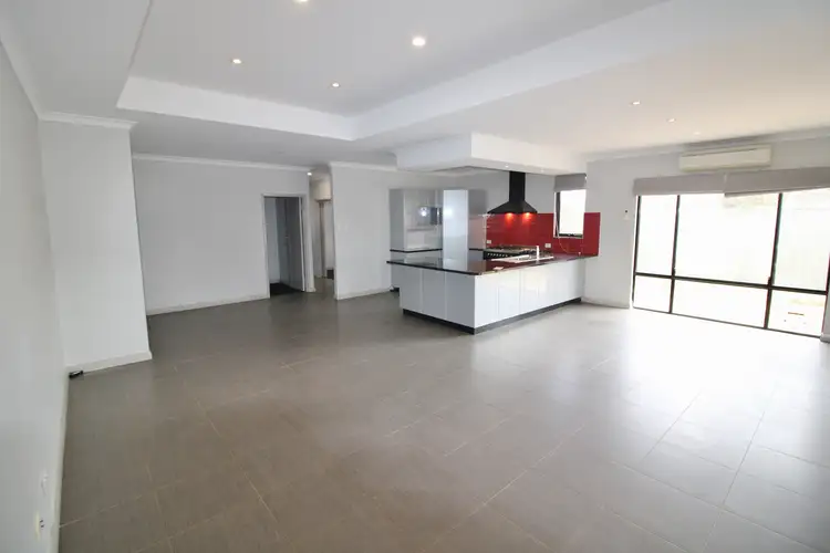 Sixth view of Homely house listing, 10 Marks Court, Wagin WA 6315