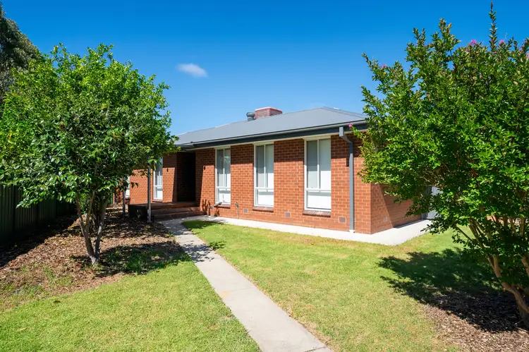 Main view of Homely house listing, 2 PRAGUE AVENUE, Wodonga VIC 3690