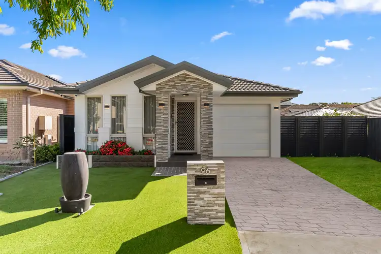 96 Hemsworth Avenue, Middleton Grange NSW 2171