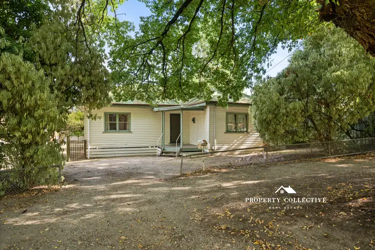 37 Loch Street, Beechworth VIC 3747
