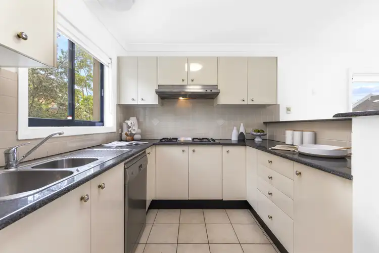 Fifth view of Homely apartment listing, 8/4 Taylors Drive, Lane Cove NSW 2066