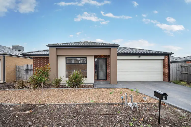 9 Sandridge Way
