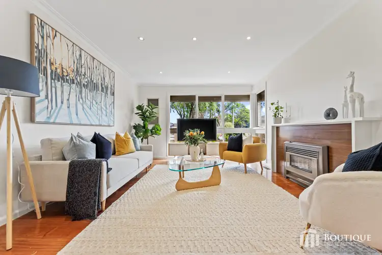 21 Shalimar Crescent, Dandenong North VIC 3175