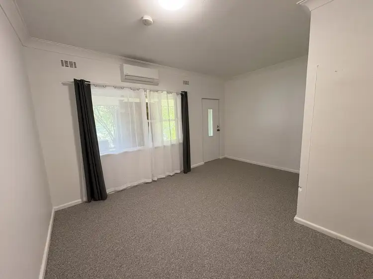 2/26 West Baron Street, Cooma NSW 2630