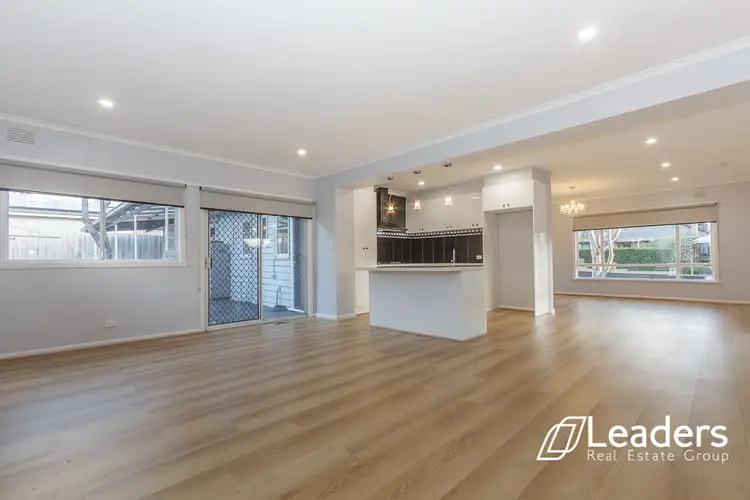 21 EDINBURGH ROAD, Blackburn South VIC 3130