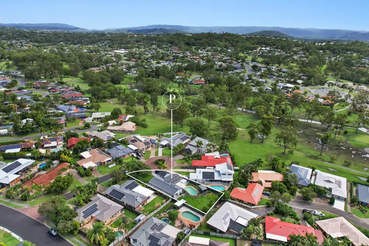 5 Lockhart Place, Helensvale QLD 4212