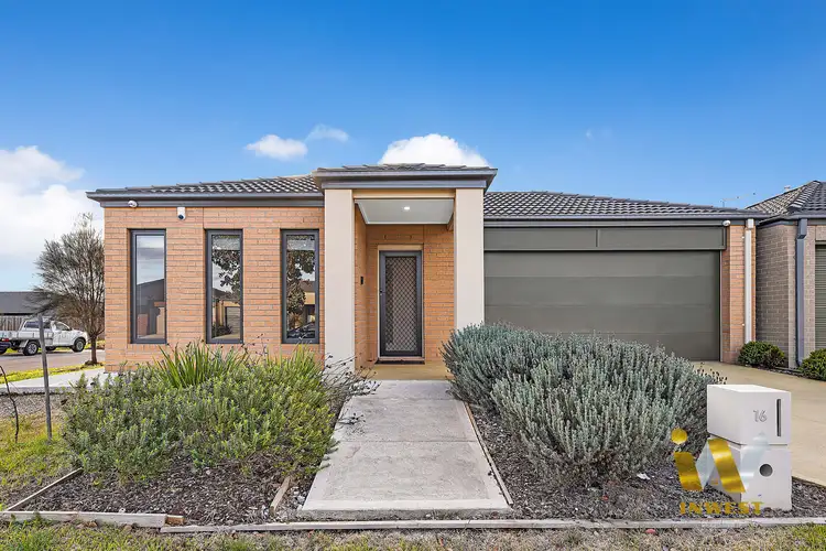 16 Hilda Drive, Brookfield VIC 3338