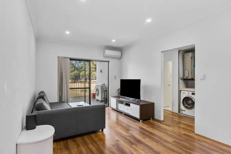Sixth view of Homely apartment listing, 003/348 Railway Parade, Beckenham WA 6107