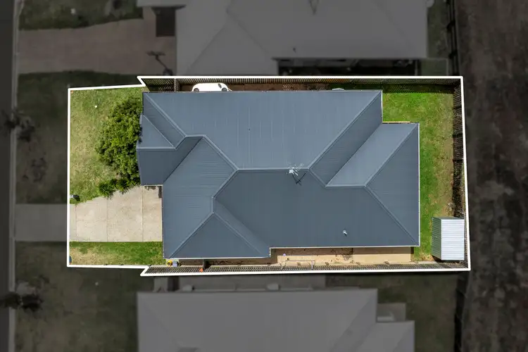Second view of Homely house listing, 4 McInnes Crescent, Glenvale QLD 4350
