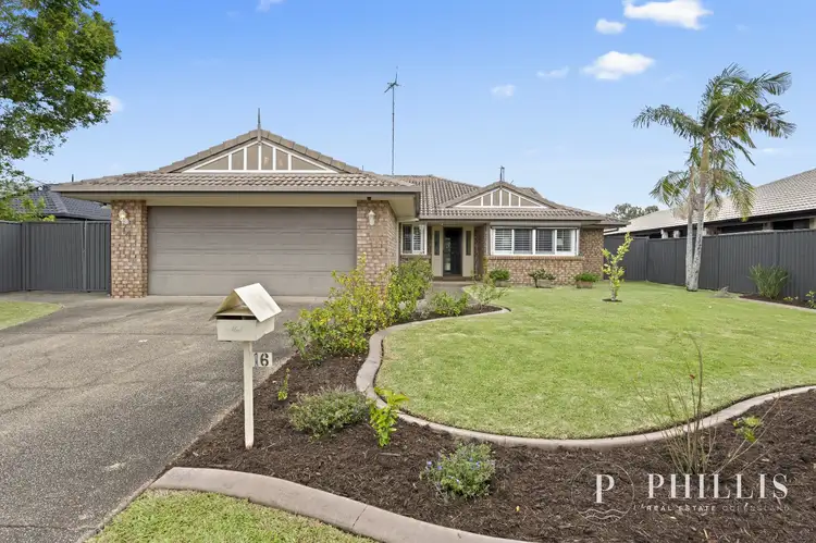 16 Westpark Court, Helensvale QLD 4212