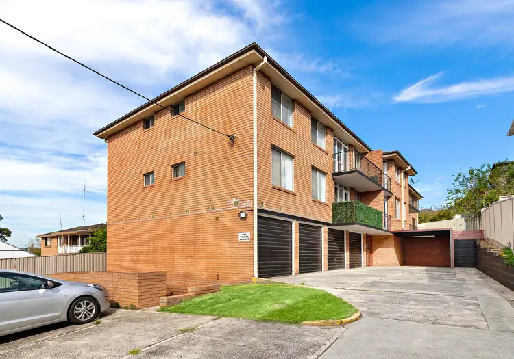 Main view of Homely apartment listing, 15/142 Gladstone Avenue, Coniston NSW 2500