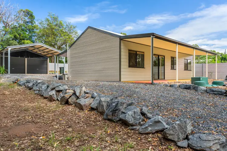 8 webb street, Russell Island QLD 4184