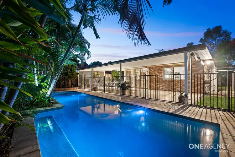 2 Carolina Parade, Forest Lake QLD 4078