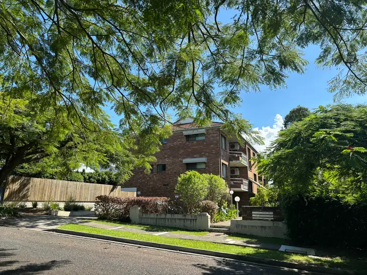 18 Kedron Street