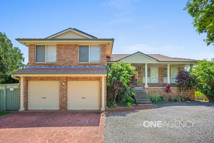 6 Stirling Place, Albion Park NSW 2527