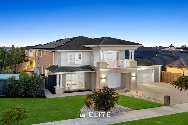 10 Bluebank Avenue, Clyde North VIC 3978