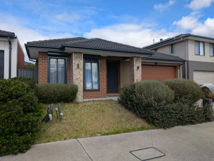 18 Treeton Drive, Wollert VIC 3750