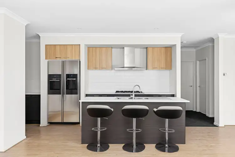 Fifth view of Homely house listing, 92 Reflections Crescent, Lara VIC 3212