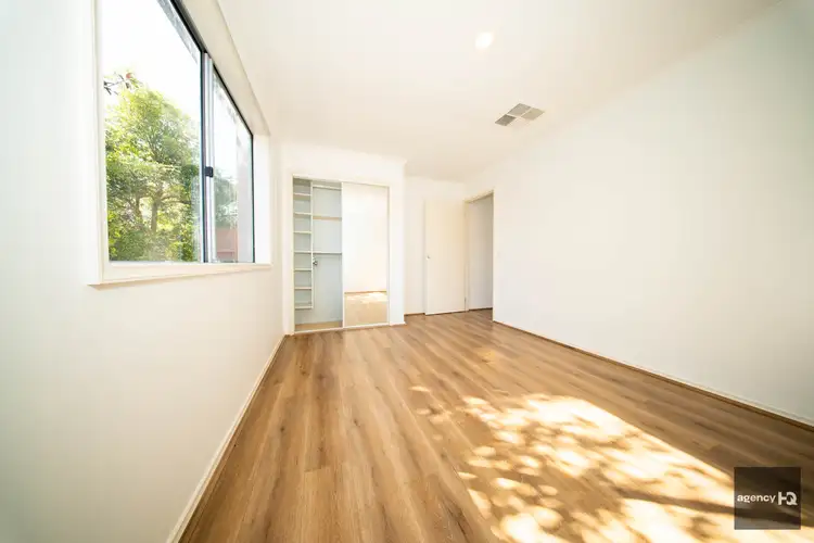 Fourth view of Homely house listing, 5 Weathertop Way, Cranbourne East VIC 3977