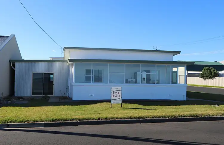 108 Sea Parade, Port Macdonnell SA 5291