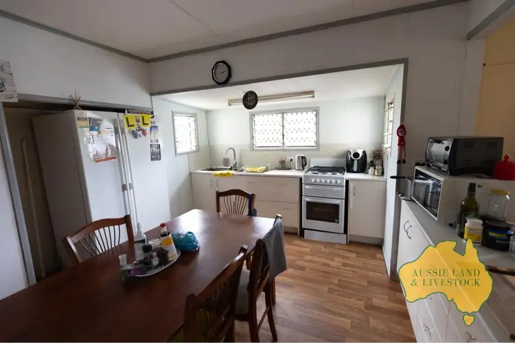 Fifth view of Homely house listing, 32 STRATHDEE STREET, Mundubbera QLD 4626