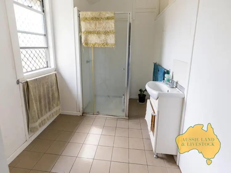 Seventh view of Homely house listing, 32 STRATHDEE STREET, Mundubbera QLD 4626