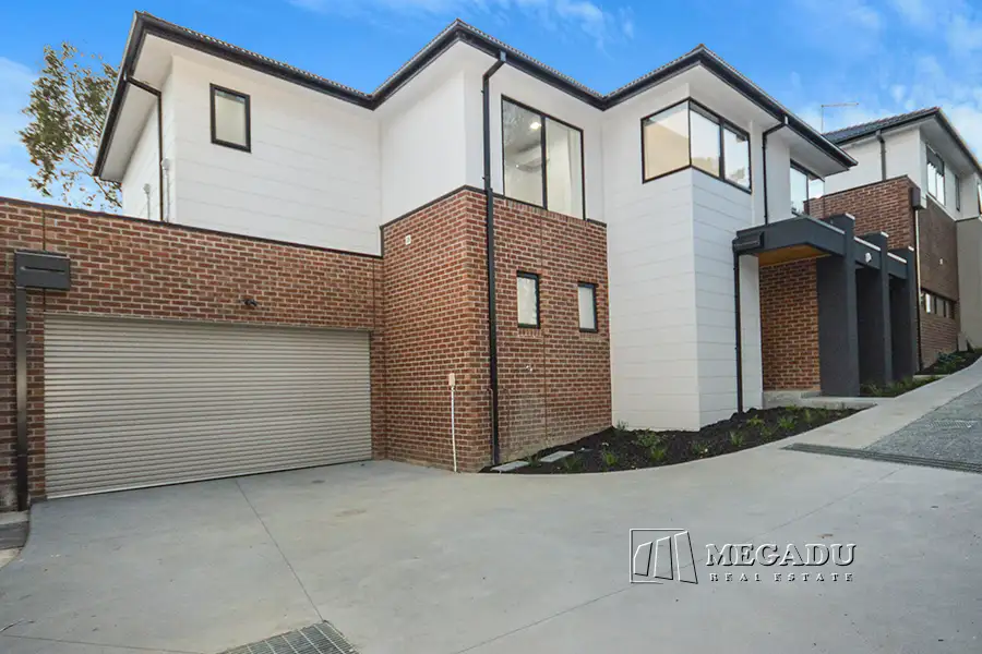 Main view of Homely townhouse listing, 2/23 Morley Crescent, Box Hill North VIC 3129