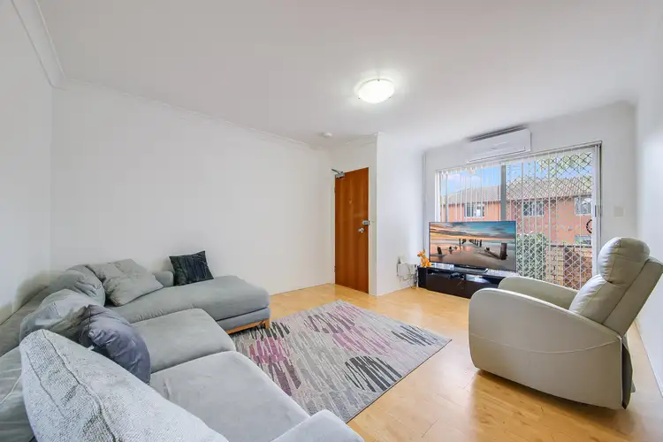 32 Nagle Street