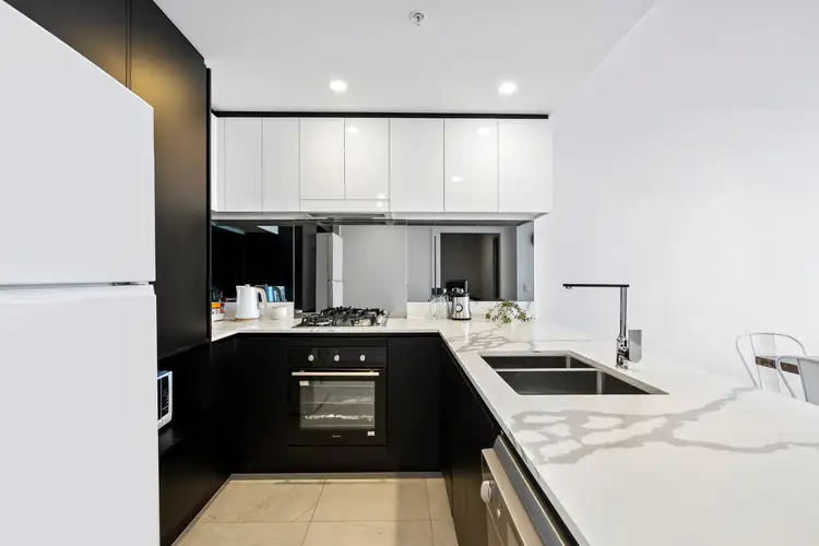 5609/5 Harbour Side Court, Biggera Waters QLD 4216
