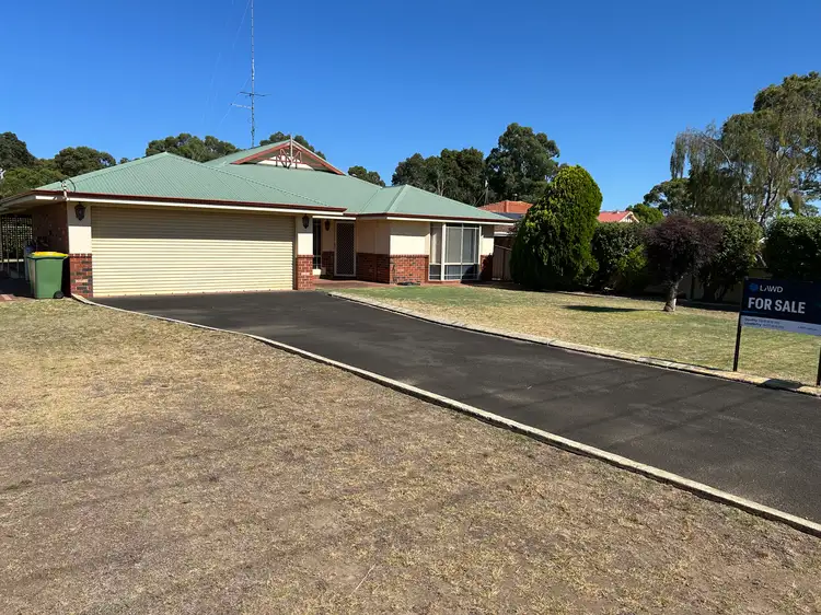 1 Cooks Way, Warawarrup WA 6220