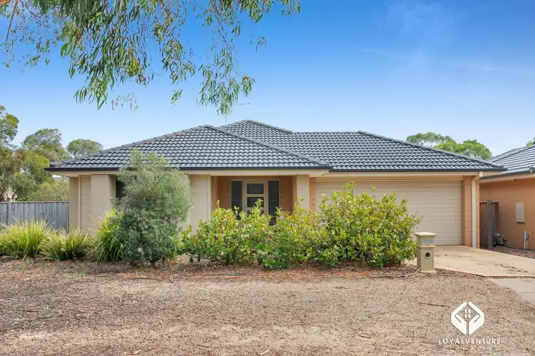 2 Fifth Avenue, Point Cook VIC 3030