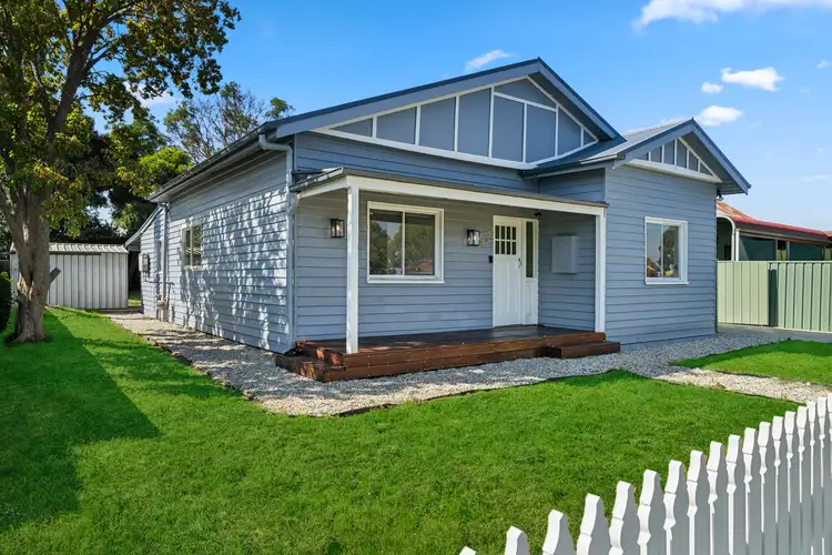 42 Oak Street, Seymour VIC 3660