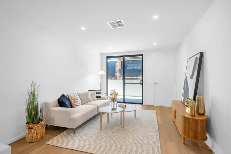 3/2 Jackonia Street, Whitlam ACT 2611