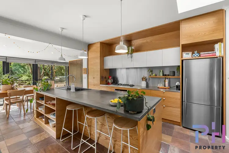 Second view of Homely house listing, 2 Nerang Court, Kennington VIC 3550