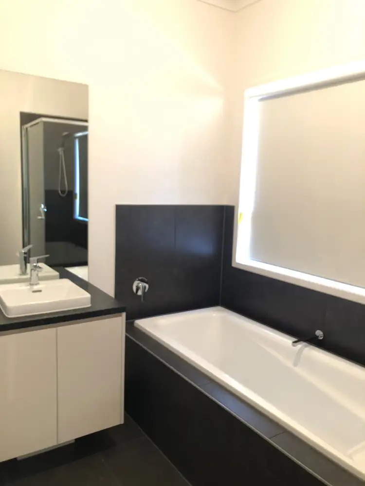 Fifth view of Homely house listing, 16 Otago Grove, Werribee VIC 3030