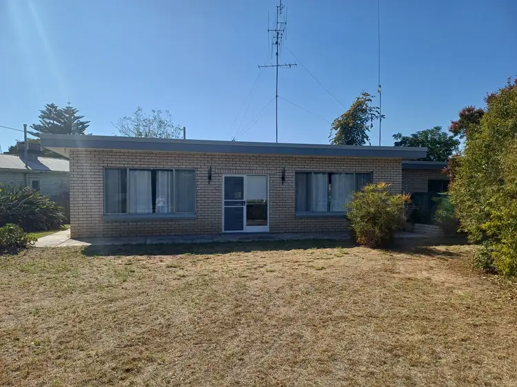 110 Coree Street, Finley NSW 2713