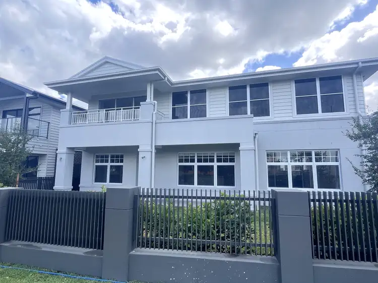 Convenience at Your Doorstep! I 5BED 3 BATH +RUMPUS, Marsden Park NSW 2765