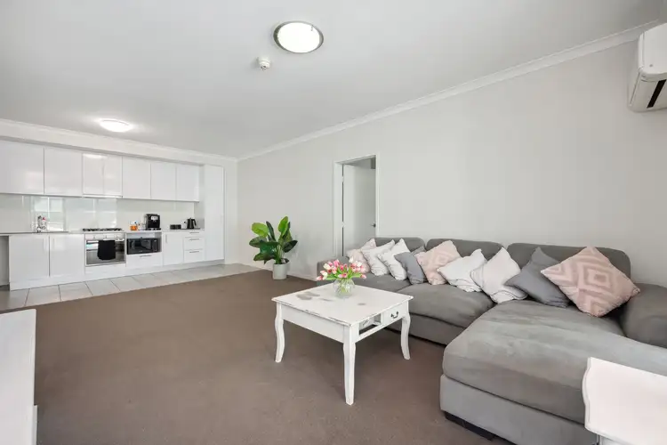 21 Malata Crescent