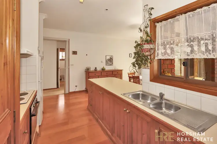 Fourth view of Homely house listing, 2/8 Ashwin Close, Horsham VIC 3400