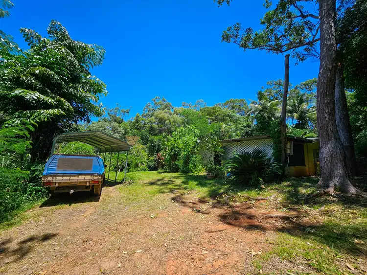 6 Byers Creek Road, Rossville QLD 4895