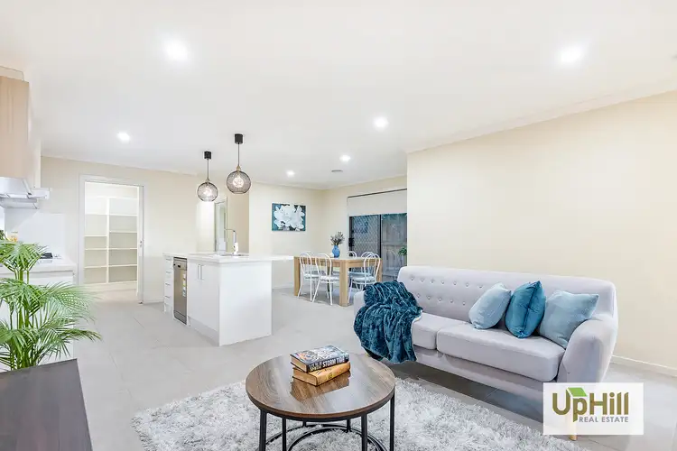 23 Australorp Drive, Clyde North VIC 3978