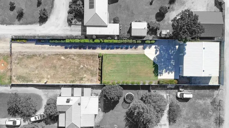 15 PUNT ROAD, Barham NSW 2732
