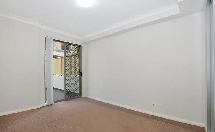 Fourth view of Homely apartment listing, 19/4-6 Junia Avenue, Toongabbie NSW 2146