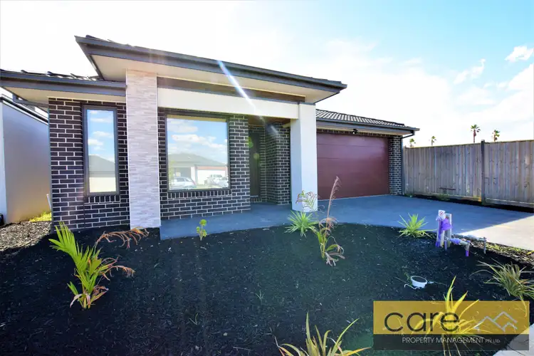 26 Alphey Road, Clyde North VIC 3978