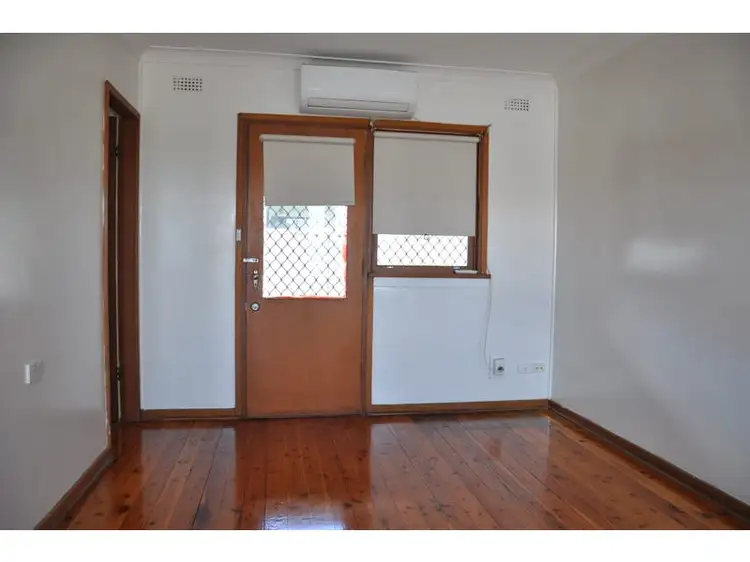 Fourth view of Homely studio listing, 3/4 Lawson Avenue, Singleton Heights NSW 2330