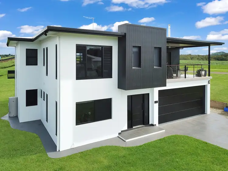 4 Waterfront Terrace, Yungaburra QLD 4884