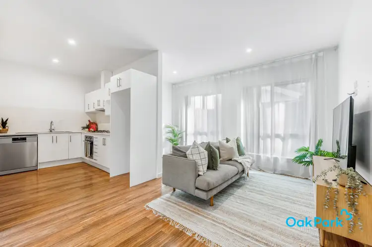 Sixth view of Homely villa listing, 3/31-33 Alpine Grove, Pascoe Vale VIC 3044