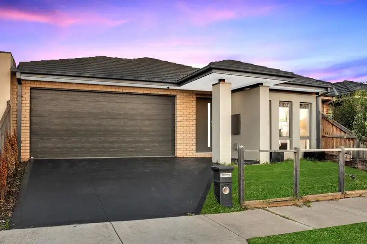 36 Clover Drive, Rockbank VIC 3335